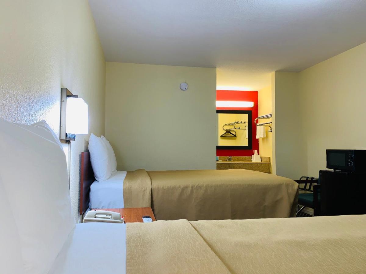 Suite 16 Motel Gore Luaran gambar