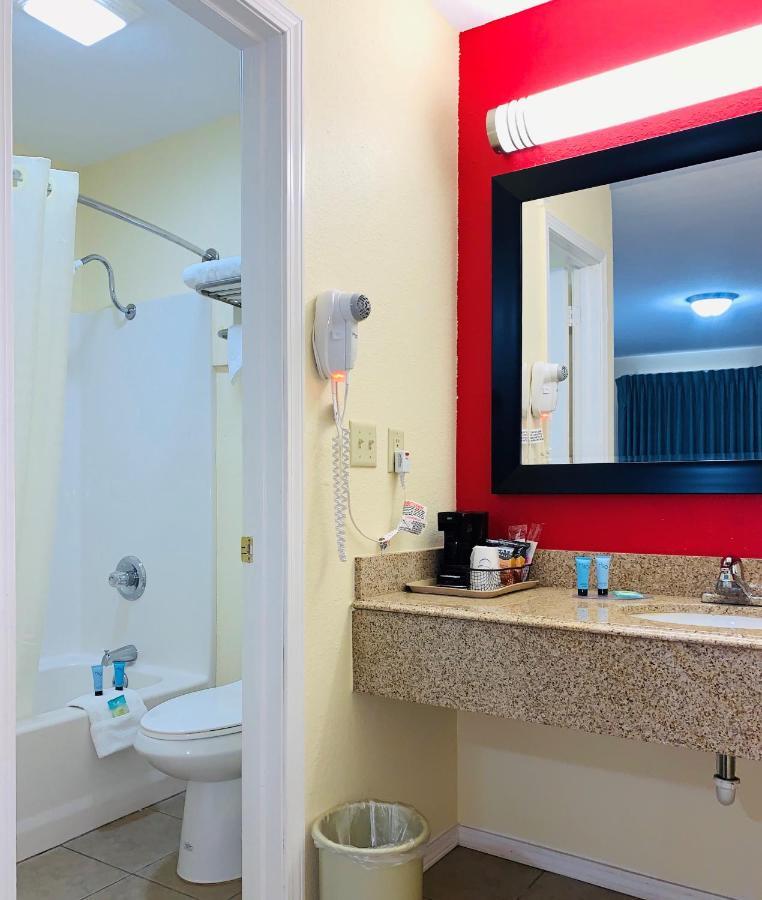 Suite 16 Motel Gore Luaran gambar