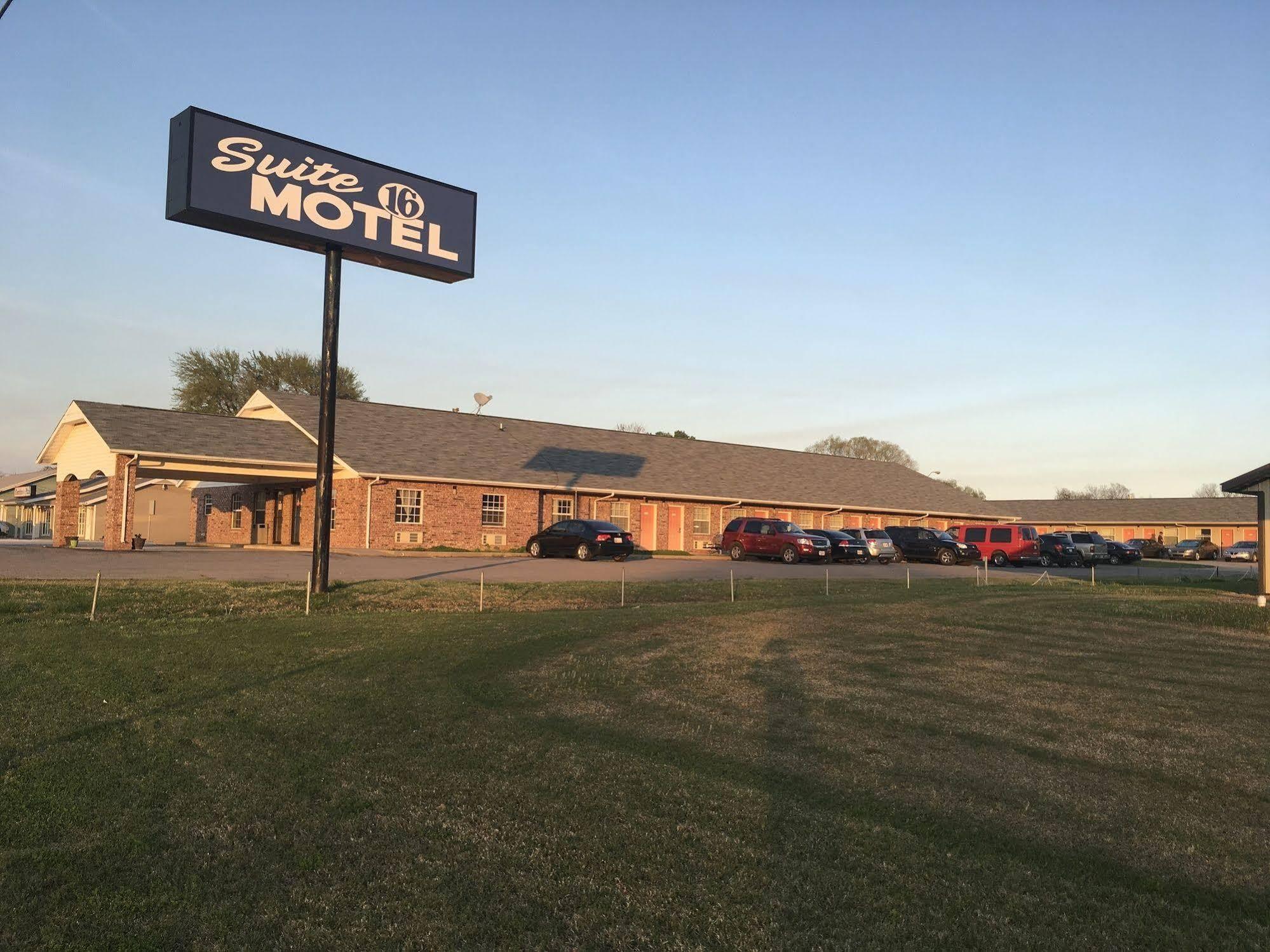 Suite 16 Motel Gore Luaran gambar